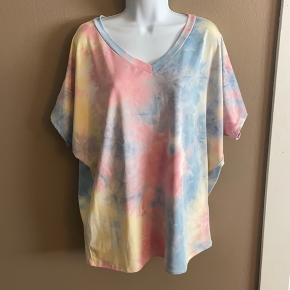 Honeyme Tops - WOMEN’S Oversized HoneyMe Tie-die Top